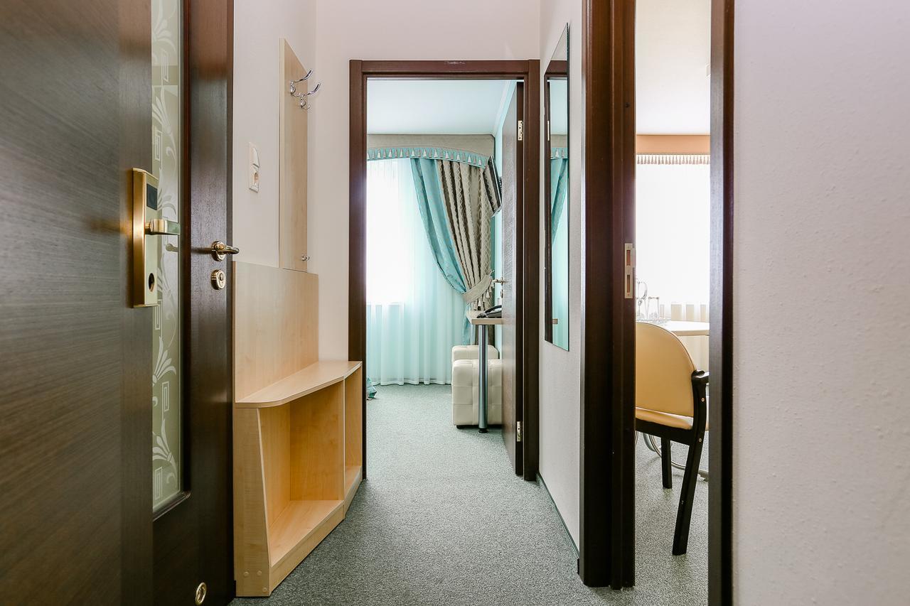 Sport Time Hotel Mińsk Zewnętrze zdjęcie