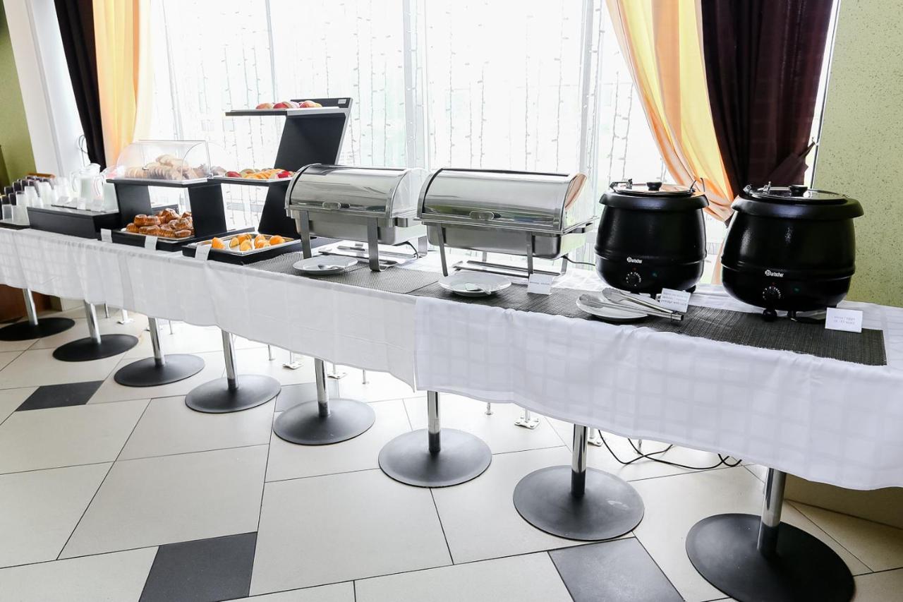Sport Time Hotel Mińsk Zewnętrze zdjęcie